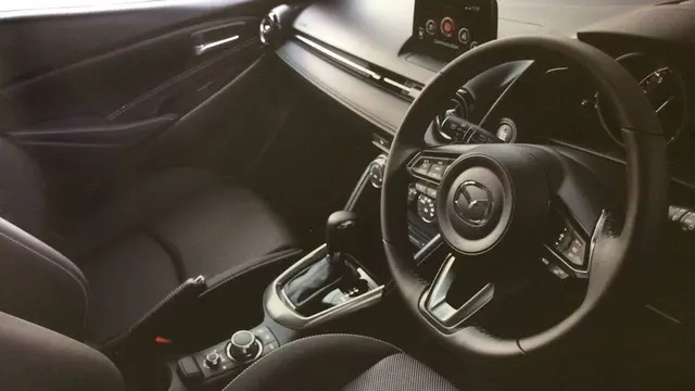Bocoran Gambar Mazda2 Facelift
