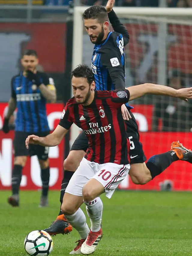 Skor Kacamata, AC Milan Vs Inter Berakhir Antiklimaks
