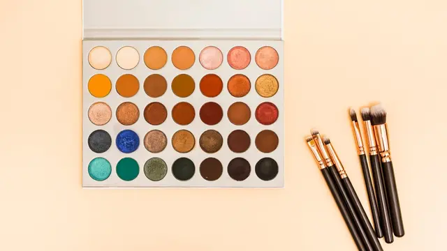 Jenis Brush yang Wajib Dimiliki Biar Makeup Makin Flawless - 4