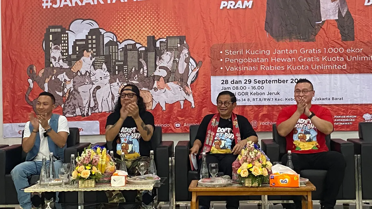 Calon Gubernur atau Cagub Jakarta Pramono Anung bakal menginisiasi dibuatnya pulau kucing untuk wisata pecinta kucing atau cat lovers.