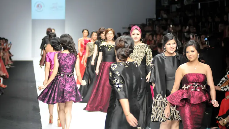 Fashion Show Denny Wirawan YJI JFW 2015