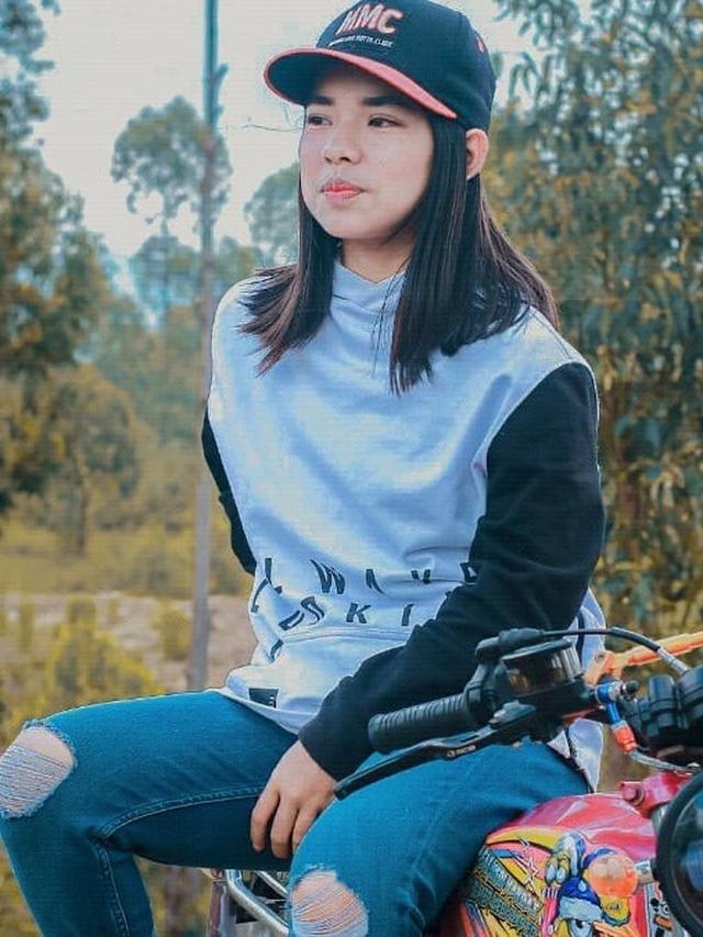 6 Potret Terbaru Chetryn Peto Kakak Betrand Peto, Cantik Bak Idol Korea