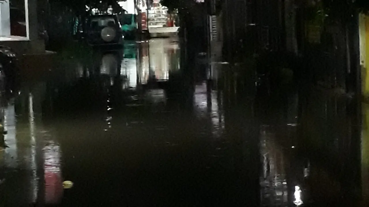 Hujan Deras, Puluhan Rumah di Tangerang Terendam Banjir