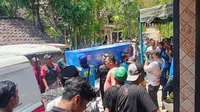 Jenazah Korban Kapal Virgo 8 Tiba di Tulungagung, 3 Warga Masih Hilang