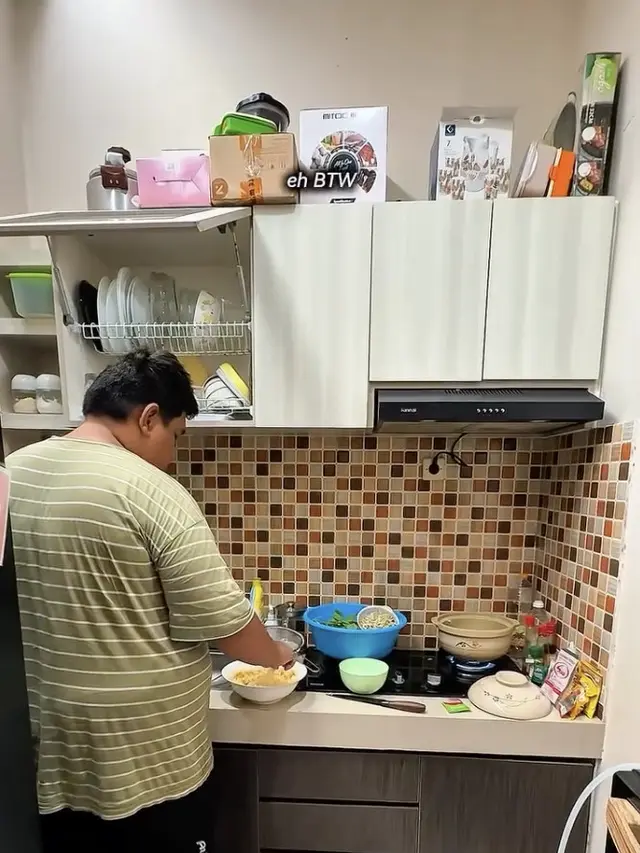 Potret Dapur Mini Rumah Yunita Lestari