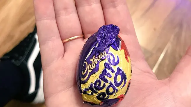 Gara-Gara Hadiah, Pegawai Toko Dituduh Buka Bungkus Cokelat