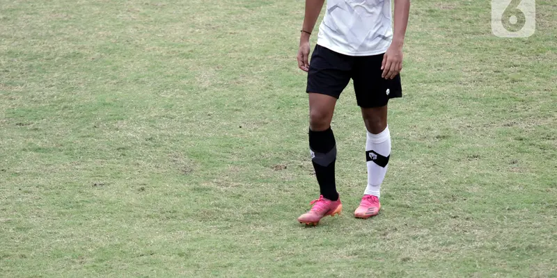 Arti Pemakaian Kaos Kaki yang Berbeda Saat Pemain Timnas U-19 Indonesia Berlatih