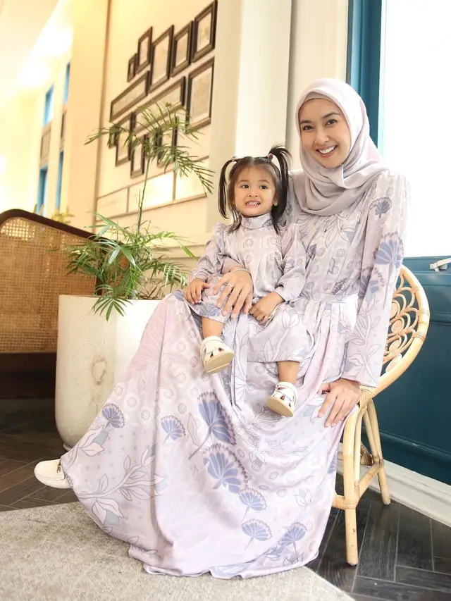 Hamil Anak Kedua, Ini 7 Momen Seru Kevin Lilliana saat Asuh Buah Hati
