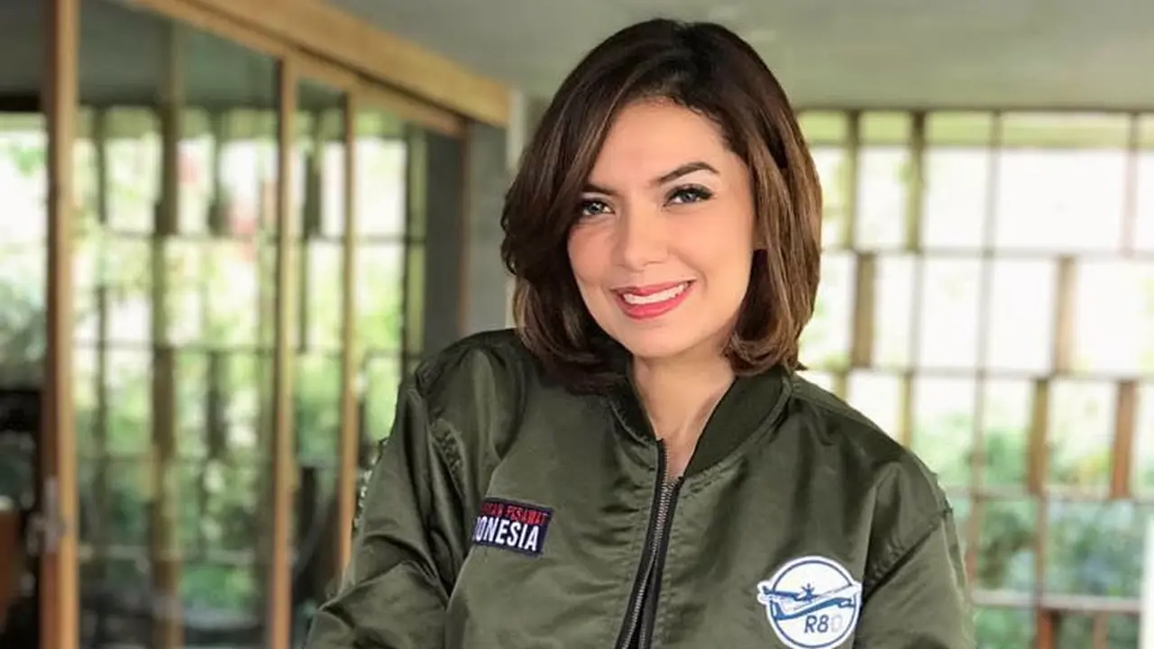 [Bintang] Tampilan Najwa Shihab