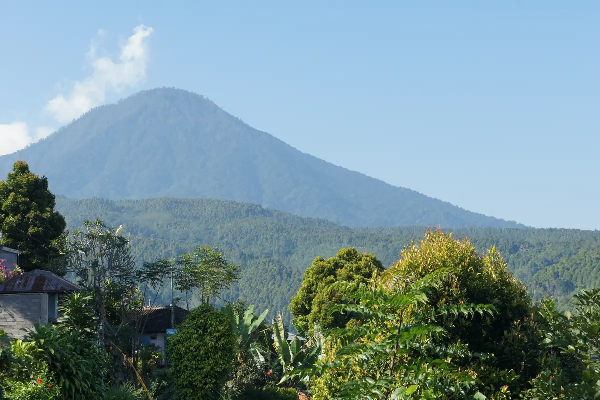 Gunung Agung Bali (Sumber: klaus_schrodt/pixabay)