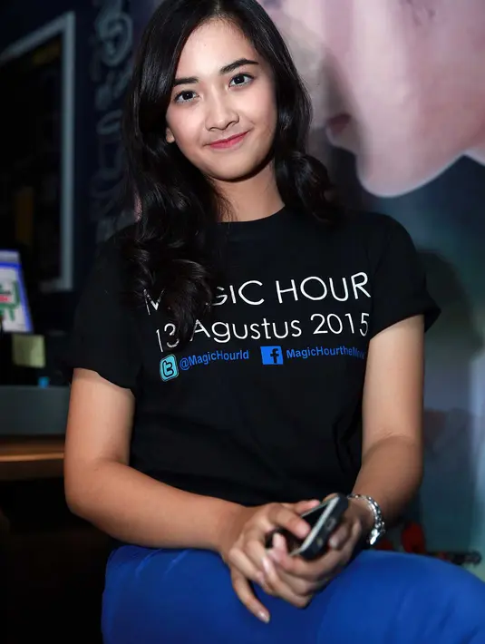 Nadia Arina merupakan pendatang baru dalam dunia entertainment yang mengawali karirnya dengan menjadi MC di SCTV saat masih duduk di bangku 3 SMA. (Deki Prayoga/Bintang.com)