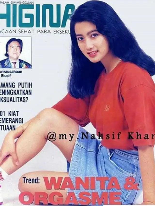 Desy Ratnasari saat jadi model cover majalah