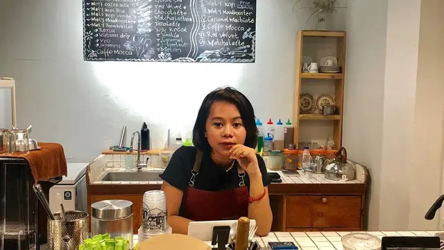Potret Cimoy Nuraini Dengan Rambut Pendek. (Sumber: Instagram/cimoynurainiasli)