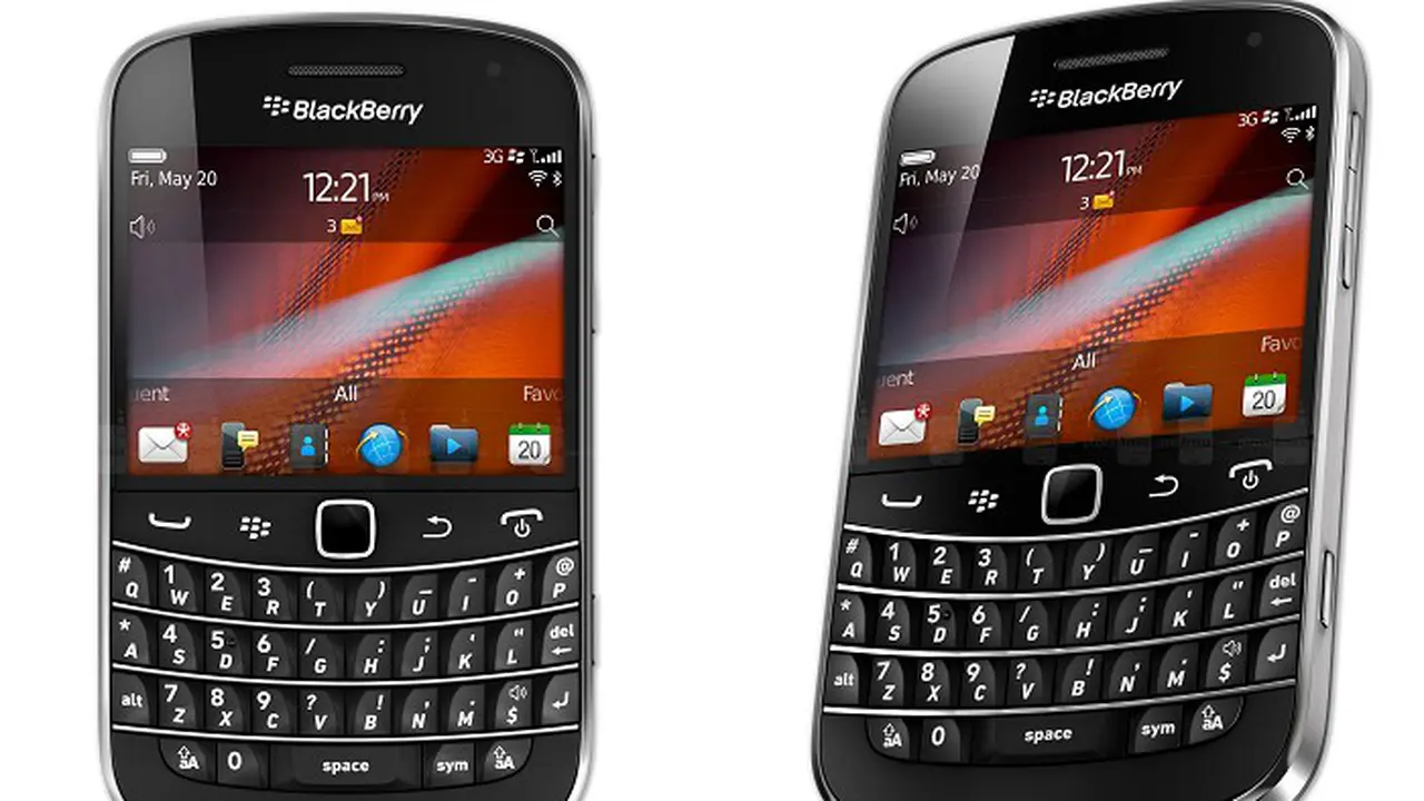 BlackBerry 9900
