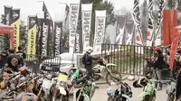 Oli 2-Tak Ini Diuji Ribuan Rider Motor Trail di Medan Ekstrem