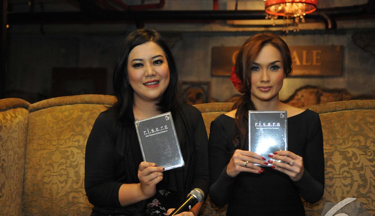 Sara Wijayanto Bikin Buku Tentang Kuntilanak - Foto ...