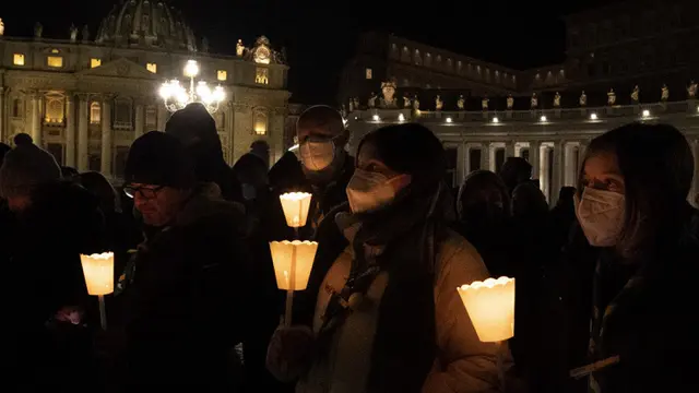 FOTO: Doa untuk Perdamaian Ukraina dari Vatikan