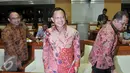 Kepala BNPT Komjen Pol Tito Karnavian sebelum mengikuti RDP dengan Komisi III DPR di Jakarta, Rabu (13/4). RDP membahas  Pelaksanaan tupoksi BNPT Optimaliasi program deradikalisasi, dan Program prioritas dan target kinerja BNPT. (Liputan6.com/Johan Tallo)