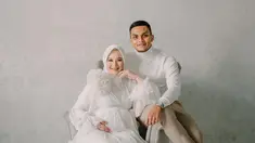 Rachmat Irianto atau akrab disapa Rian adalah pemain sepak bola yang bermain untuk klub Persebaya Surabaya dan pernah bergabung dalam Indonesia U-19 sebagai Bek.(Liputan6.com/IG/@rachmatirianto)