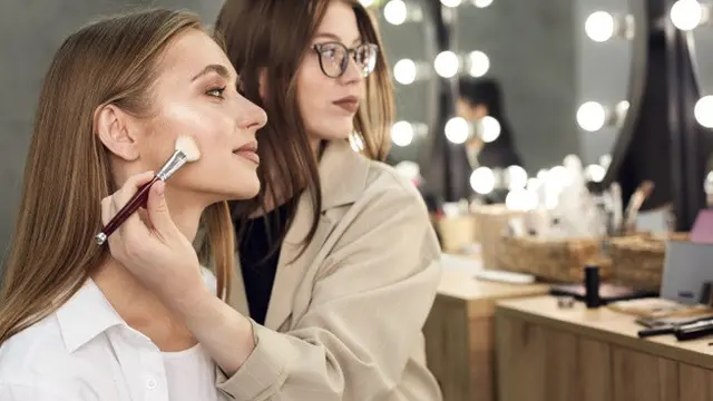 Conturing Wajah yang Berantakan