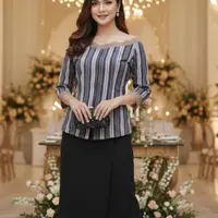 Ilustrasi Lurik Kombinasi Polos (Sumber: Gemini AI)