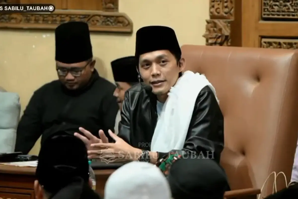 Gus Iqdam mengisi rutinan malam selasa di ST Pusat dihadiri Soimah dan Abah Kirun (SS: YT