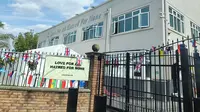 Motto Ahmadiyah di Masjid Baitul Futuh, London, Inggris (Dok. Liputan6/Elin Kristanti)