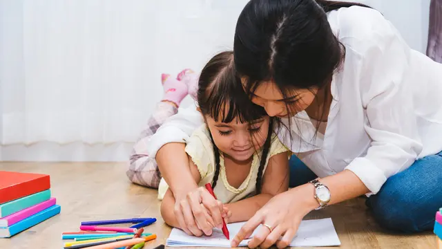 Tumbuh dan Berkembang Sesuai Tahapan Usianya