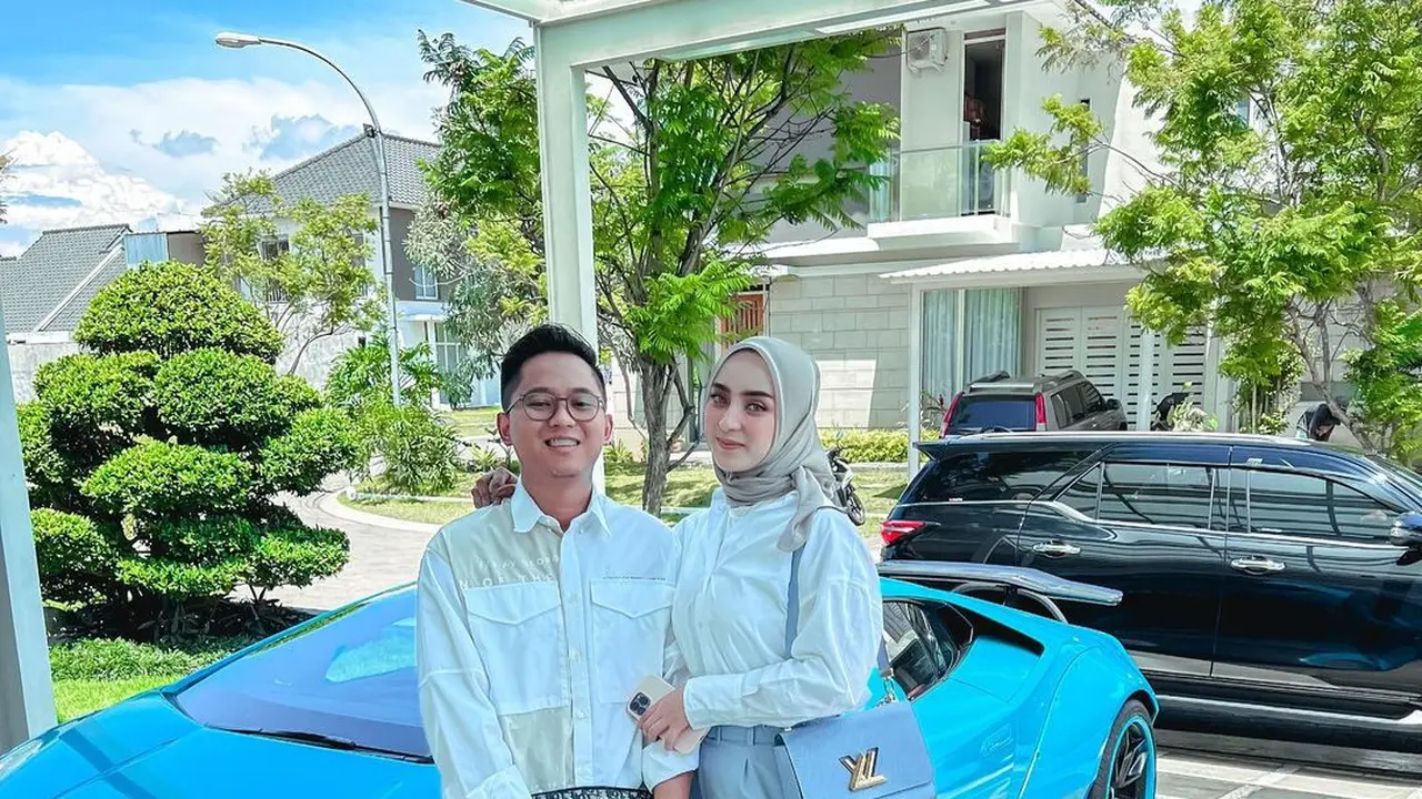 Doni Salmanan dan Dinan Fajrina. (Foto: Dok. Instagram @dinanfajrina)