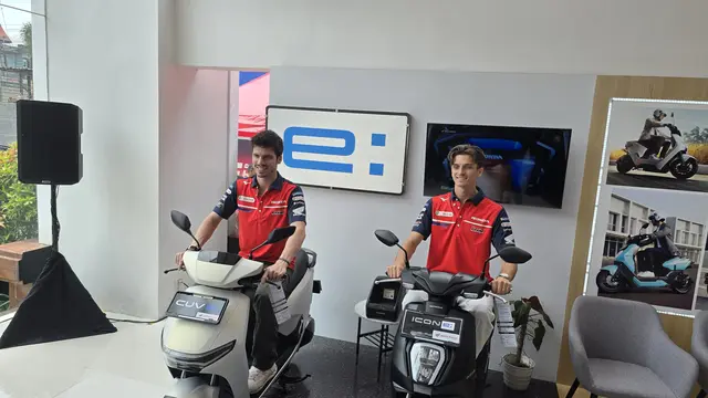 Joan Mir dan Luca Marini di Bali