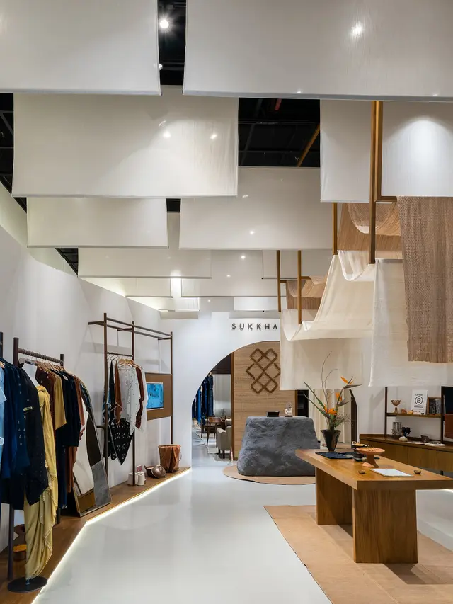 Butik pertama SukkhaCitta