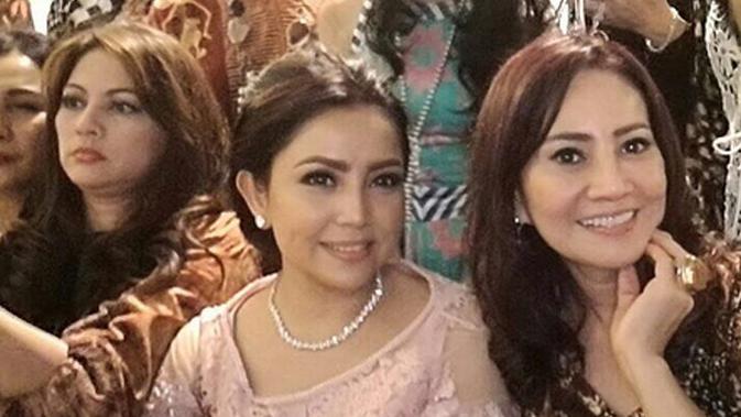 Canda dan Tawa Mayangsari Perkenalkan Rumah Baru ke 