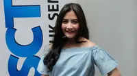 Prilly Latuconsina ditemui di SCTV Tower, Senayan, Jakarta. (foto: Liputan6.com/Rommy Ramadhan)