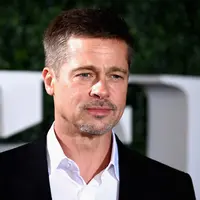 Pasca digugat cerai Jolie beberapa waktu lalu, Pitt memang bisa dibilang sangat sedih. Terlebih saat ia tak bisa bertemu dengan keenam anaknya dengan leluasa lantaran keberadaan sang anak yang bersama Jolie. (AFP/Bintang.com)