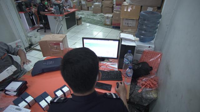 Ada empat hal yang perlu diketahui masyarakat terkait barang kiriman dari luar negeri.