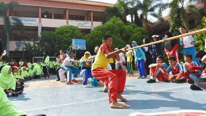 [Bintang] 8 Lomba 17 Agustus Paling Populer Sepanjang Sejarah!