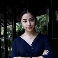 Jika sebagian perempuan memilih teman sebagai tempat curhat, lain halnya dengan Nikita Willy. (Wimbarsana Kewas/Bintang.com)