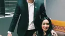 Namun, Cita Citata sepertinya tidak mau berlama-lama larut dalam putus cinta. Cita Citata, pada Selasa, 31 Mei 2016, mengunggah sebuah foto bersama seorang laki-laki. (Instagram/Cita_Citata)