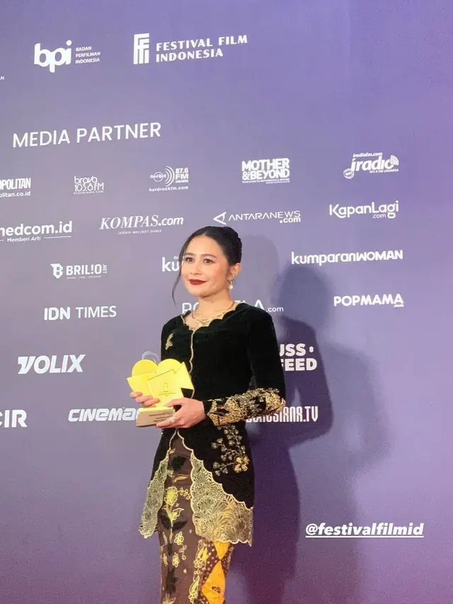 Busana Terbaik Artis Tanah Air  di Ajang FFI 2024.