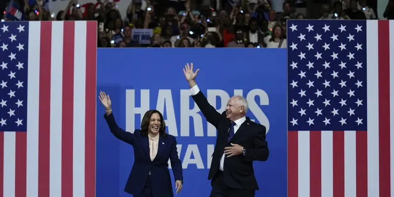 Kamala Harris Pilih Tim Walz Sebagai Pasangan Cawapres AS