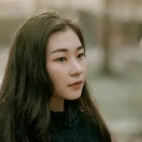 Ilustrasi perempuan cantik. (c)&nbsp;Min An/Pexels