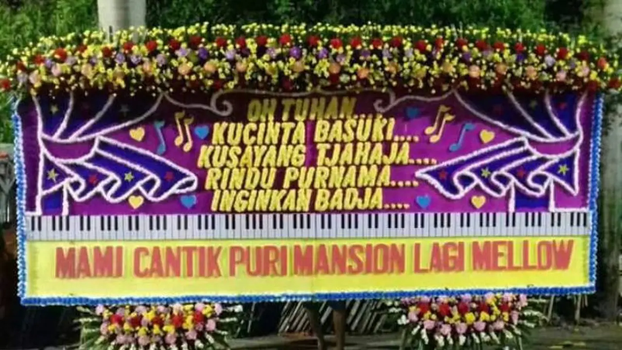 Karangan Bunga untuk Ahok-Djarot