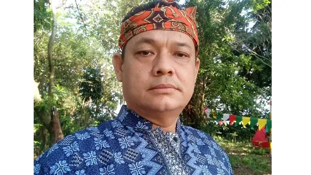 Spesialis Perankan Dokter, Ini 6 Potret Alex Jonson di Kehidupan Nyata