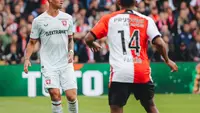 Bek Andalannya Cedera Parah, PSV Dianggap Perlu Menggaet Mees Hilgers