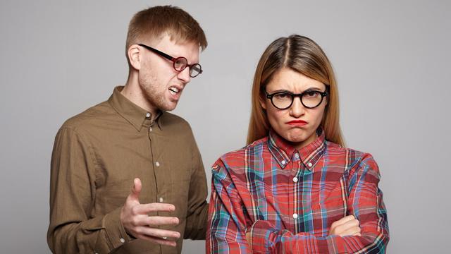 Ilustrasi pasangan cemburu