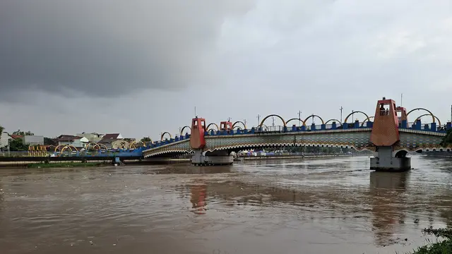 DLH Kota Tangerang Pantau Langsung Dugaan Pestisida Cemari Sungai Cisadane