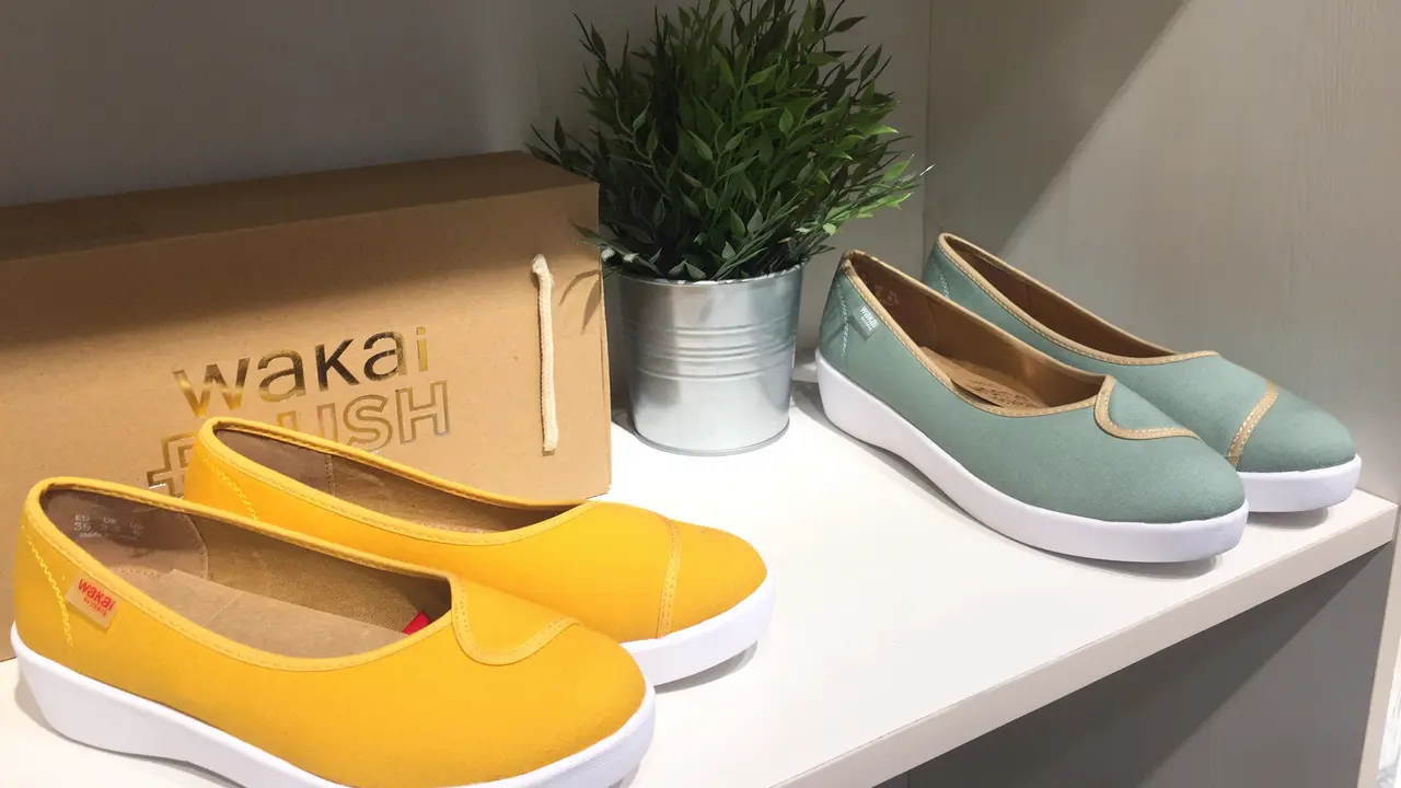 [Bintang] Sepatu