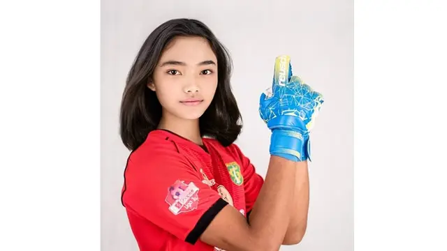 Pakai Fitur FaceApp, Ini 5 Potret Pemain Persebaya Tampil Bak Wanita
