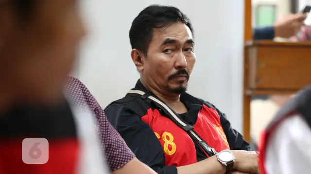 [Bintang] Gatot Brajamusti sidag Vonis Asusila
