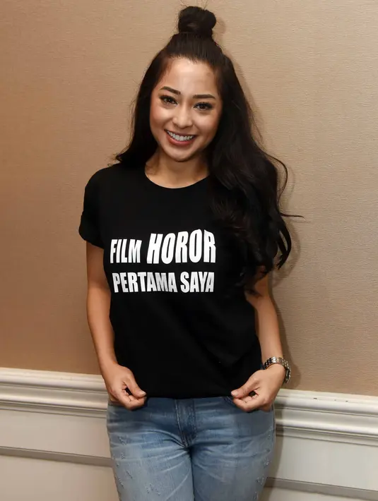 Pemeran sinetron Safa dan Marwah itu mengaku selangkah lebih maju bermain dalam genre horor. Sejak lama Niki memimpikan bermain dalam film horor. Seperti diketahui, ia lebih banyak bermain drama. (Nurwahyunan/Bintang.com)